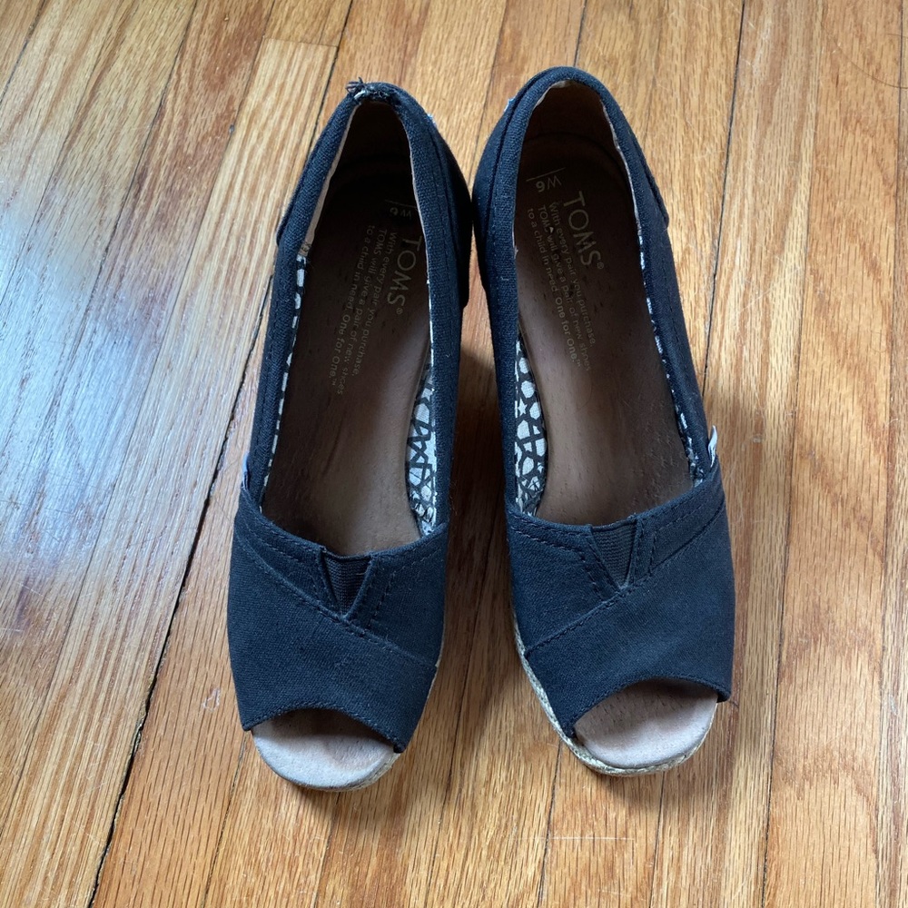 TOMS 6W black